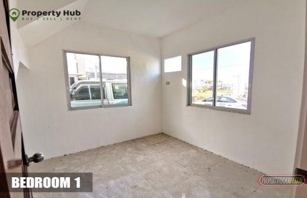 HOUSE AND LOT WITH 180 DEGREE PANORAMIC RIDGE &amp; RIVER VIEW FOR REN03