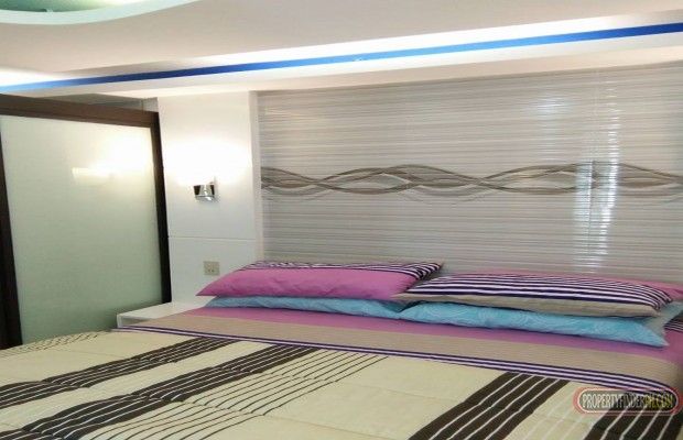 Fully Furnished 1 Bedroom Condo Unit03