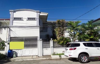 RB37LON: 2 Storey House for Rent in Bf Homes02