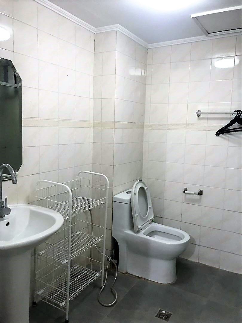 Condo Unit For Rent - 10th Floor at LPL Manor10