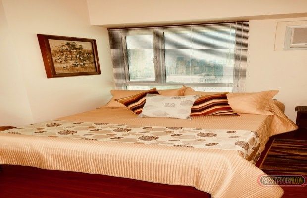 2 BR Fully Furnished Corner unit w Fast Wifi &amp; Cable + Gym &amp; P04