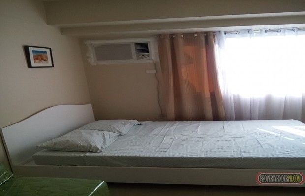 "Condo Fully furnished For Rent In Taft Ave., Mla. Located along Taft A"04