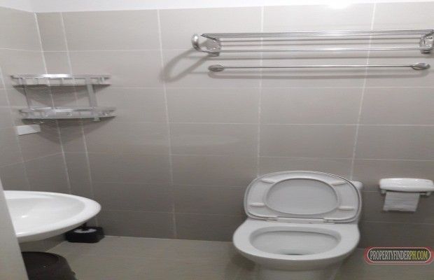 Condo For Rent at Grass Residences03