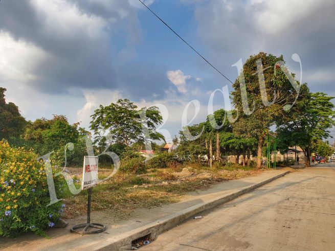 Commercial Tagaytay lot for Lease along Hi-way05