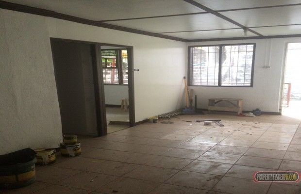 "2 bedroom, 2 storey apartment in fairview"04