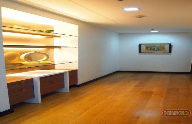 FOR LEASE THE RESIDENCES AT GREENBELT03