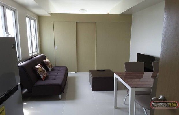 Condo Unit in Tagaytay facing Taal Lake &amp; Volcano for rent04