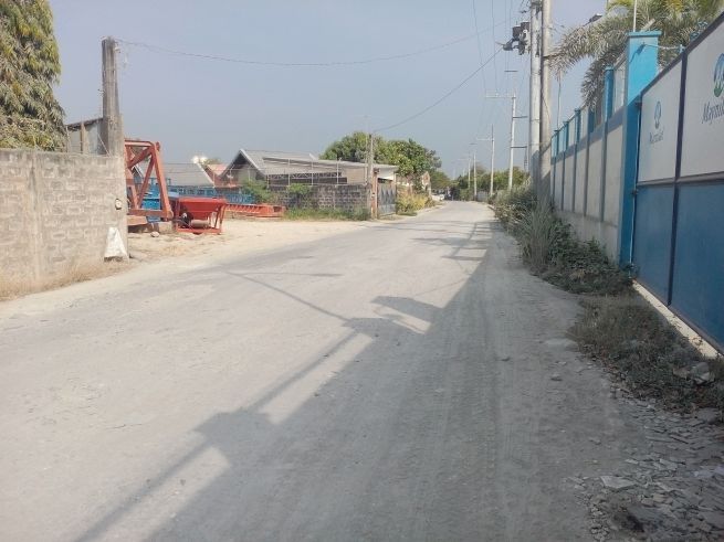 "5,811 Sqm. Cavite Yard in Kawit for Rent"06