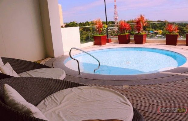 FOR RENT 2 BEDROOM CONDO IN MARCO POLO RESIDENCES04