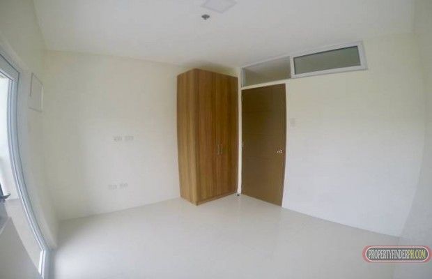 1BR Unit for Rent with Veranda in Carrington Place Quezon City04