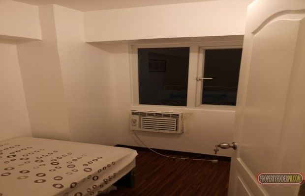 Room for rent/ Condo sharing.. Good for 1 person only03
