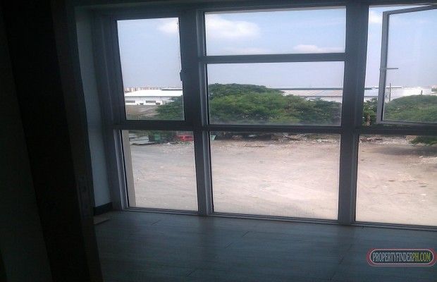 "Condo for Rent in Sun Valley,Para?aque City"03