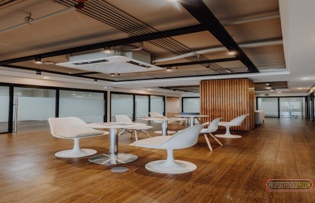 FULLY FURNISHED PRIVATE OFFICE (6-8 PAX)04