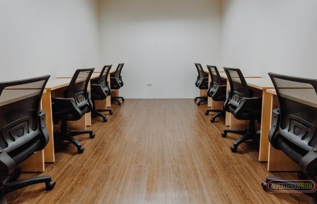 Fully Furnished Private Office Suite (8-10 Pax)01