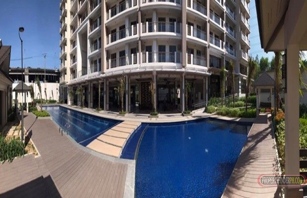 1 Bedroom with Golf course view at Fairway Terraces04