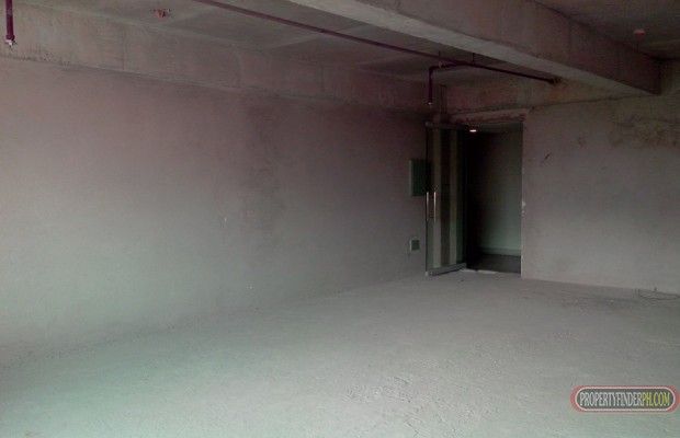 Affordable 90-sqm office space for lease along Quezon Avenue03