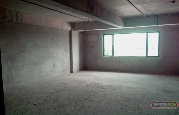 Affordable 90-sqm office space for lease along Quezon Avenue04