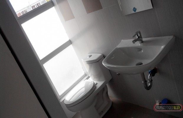 Newly-upgraded Office space for Lease in Quezon City03
