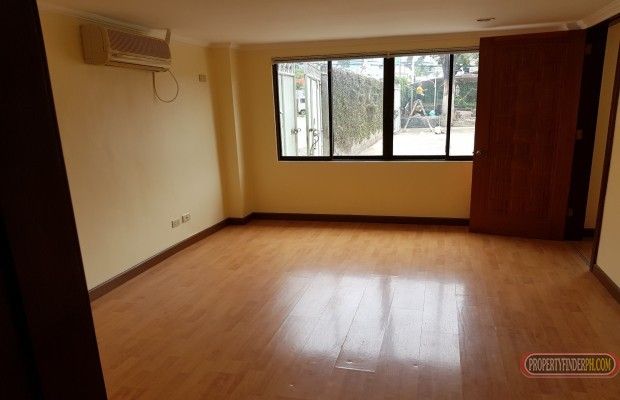"House for Rent 4BR 3 TB Cebu CityGated, 2-3 car park"04