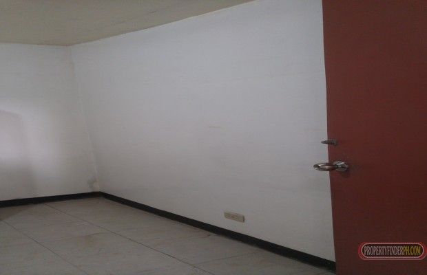 Room along Xavierville Ave for rent03
