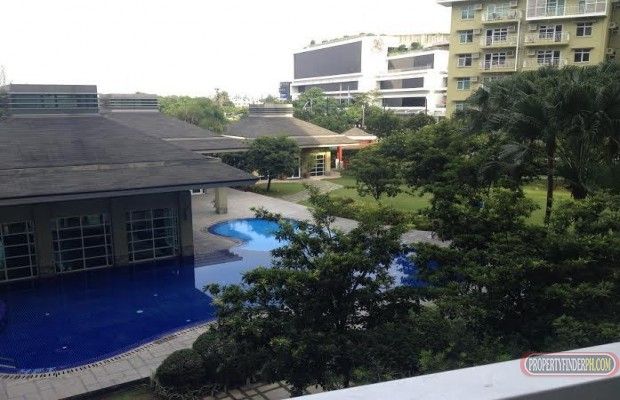 For Rent: Two Bedroom Fully-Furnished in Two Serendra Lowrise01