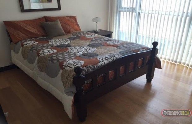 For Rent: Two Bedrooms Fully-Furnished in One Serendra West Tower03