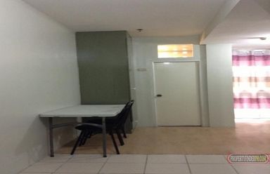 A Studio Unit (Diamond Towers)02