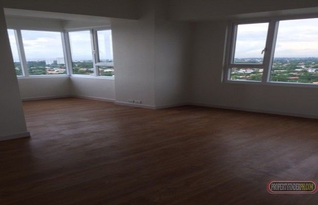 Sonria Unit ? Madrigal Business Park For Lease 115k per month03