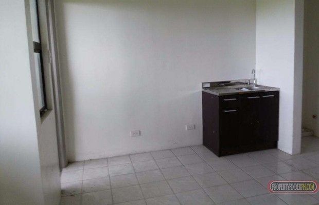 Condo For Ren Sta. Rosa Laguna03