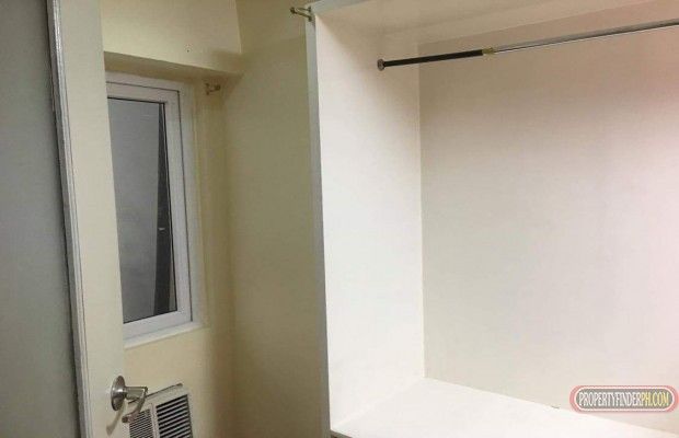 "Located at the heart of Quezon City. Near ABS-CBN, GMA, Sm North Edsa"01