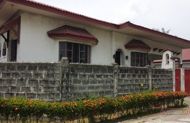 Lot Area is around 500 sqm.Floor area is around 200 sqmNear...Cent02