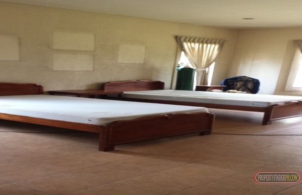 Lot Area is around 500 sqm.Floor area is around 200 sqmNear...Cent04