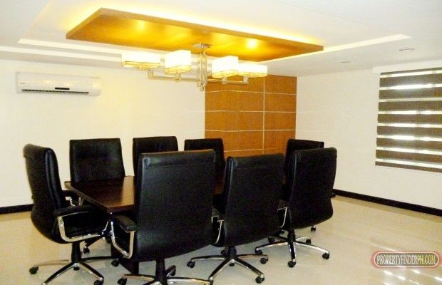 Fully furnished Executive Studio at competitive rate Condominium for r03