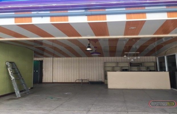 Commercial or office space high ceiling in Makati good for resto or pr03