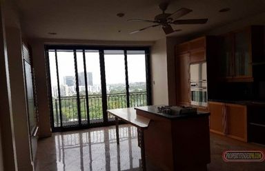3bedroom essensa condo the fort for rent02