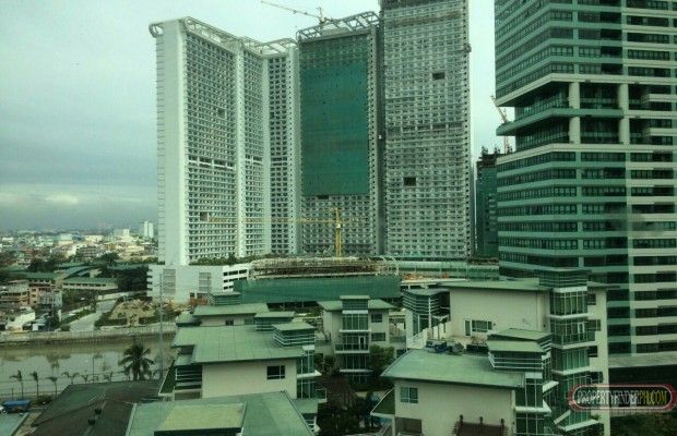New York-Themed 3 Bedroom Rockwell Amorsolo Flat For Lease04