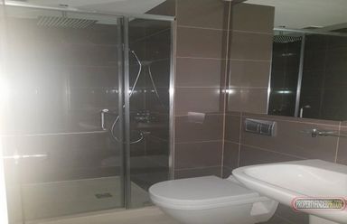 Acqua Livingstone 1 Bedroom Mandaluyong Condominium for Lease02