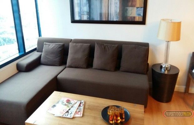 2 BR Z Loft One Rockwell Condo for Rent04
