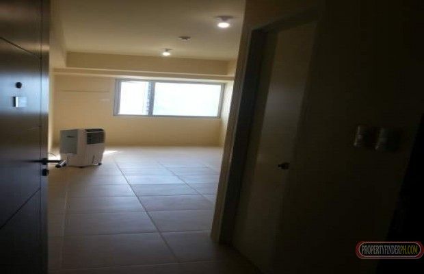 Studio room in avida prime taft04