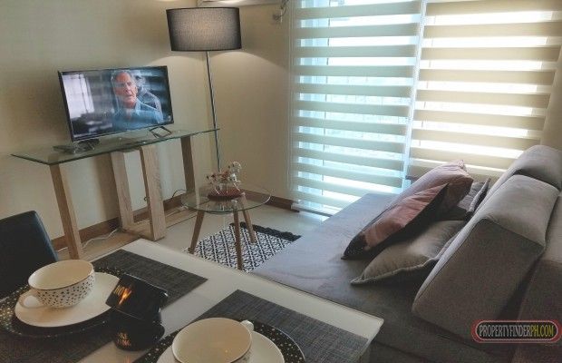 Brand New 1BR Condominium with Balcony03
