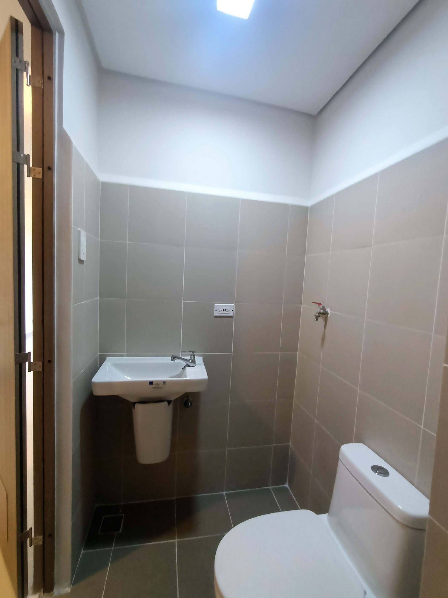 Condo Unit For Rent - Unit 3317 at Coast Residences03