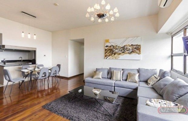 Fully Furnished 3 Bedroom unit at Avalon Condominium Ayala04
