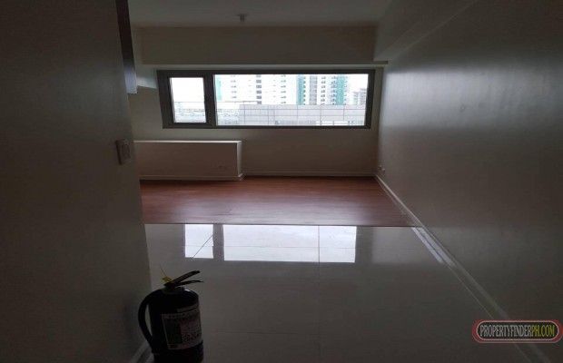 Unfurnished Studio Unit For Rent in Eton Tower Makati Condo for 22k03