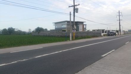 "6,352 square meter Lot for lease long term"02