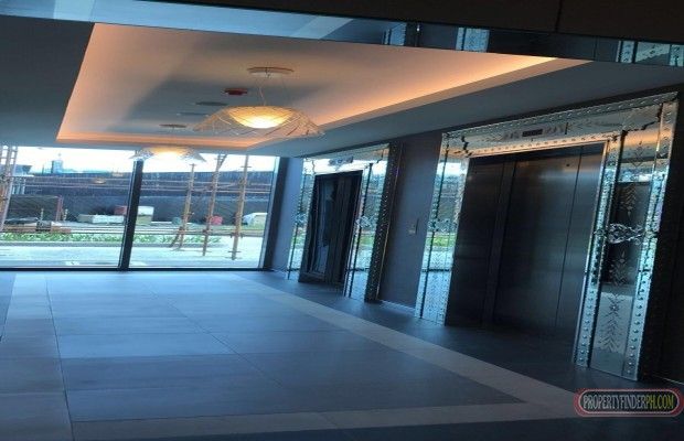 "New 1 BR Unfurnished Condo w/parking in Acqua Private Residences, Mand"04