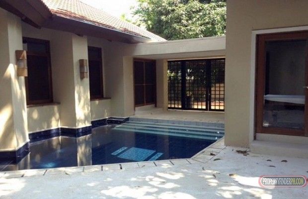 3 Br Ayala Alabang Village Mediteranean House For Lease...04