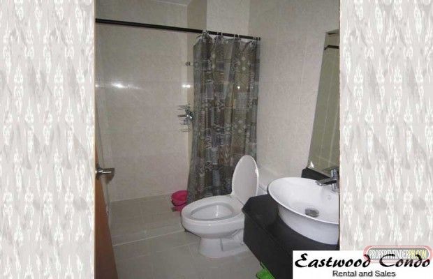 Fully furnished 1 Bedroom Condo For Rent in Quezon City03