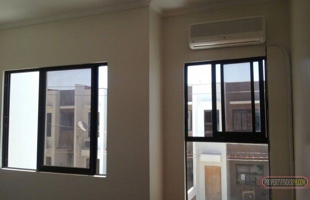 Mactan House for rent 2 Bedrooms with Parking 1 Ride to ParkMall03