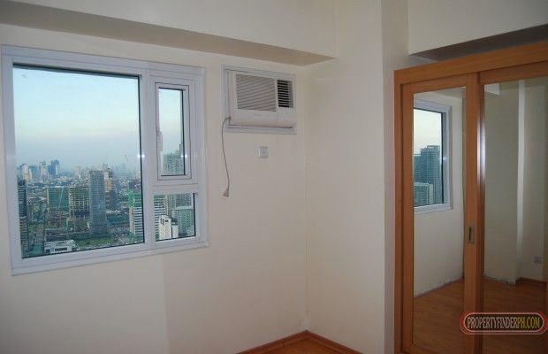2BR Unfurnished THE FORT Trion Towers Bonifacio Global City03