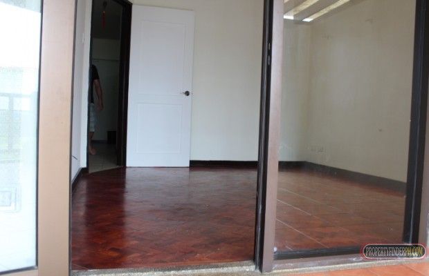 "2BR Condo Unit n Raya Gardens Merville, covered parking slot also avai"04
